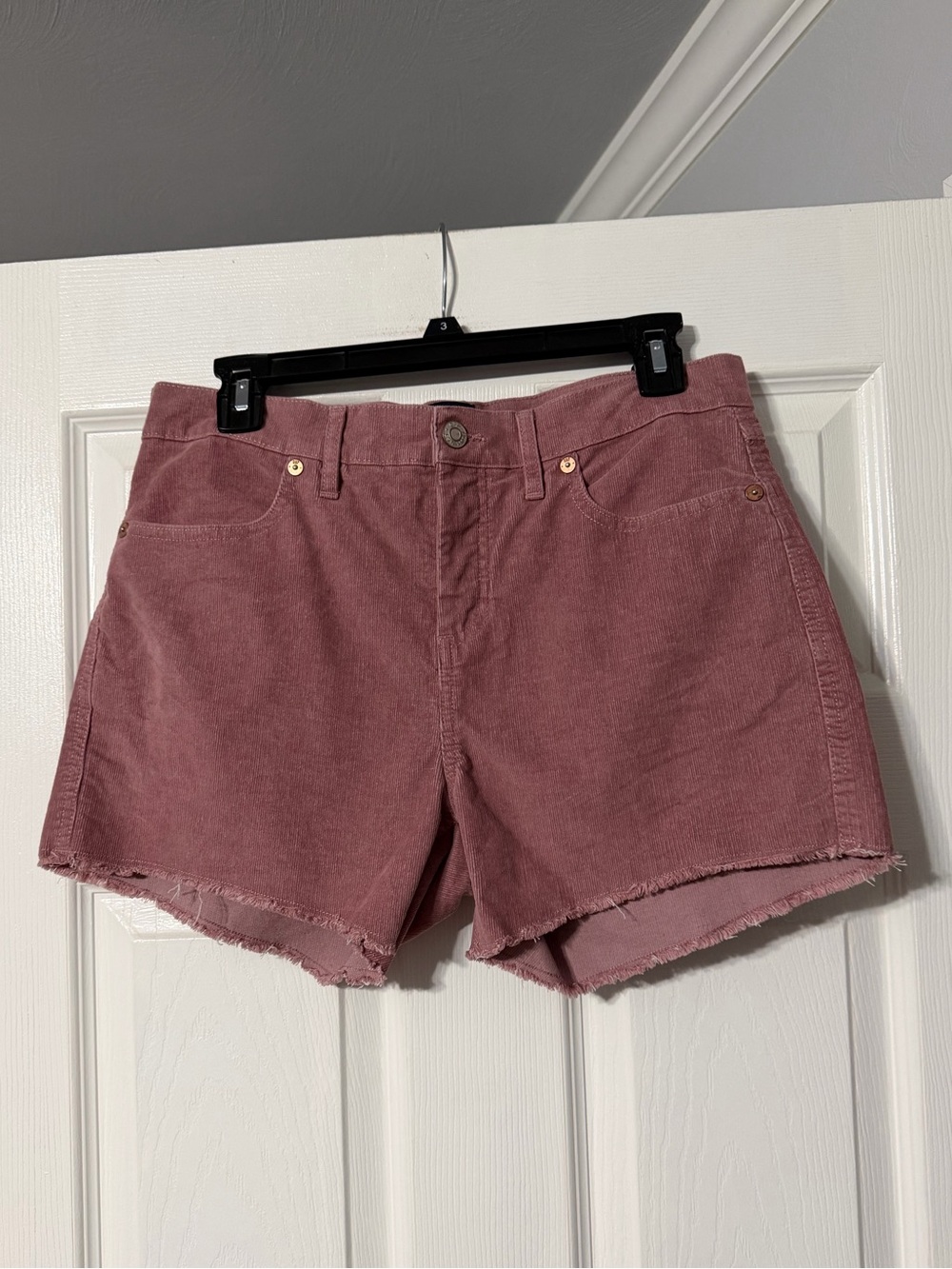 GAP Women’s Corduroy Frayed-Hem Casual Shorts